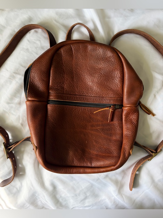 Go Forth Goods Handbags - Go Forth Goods Classic Zippered backpack Medium in saddle